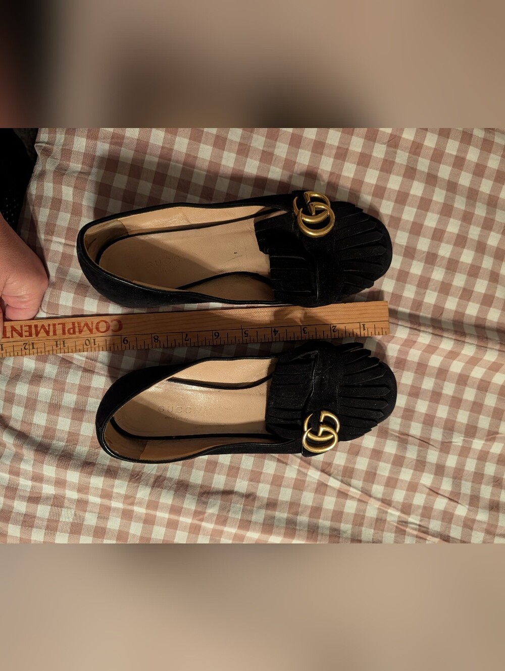 Gucci Women's Black Suede Fringe Loafers with Gold GG Hardware Size 6 - Picture 16 of 16